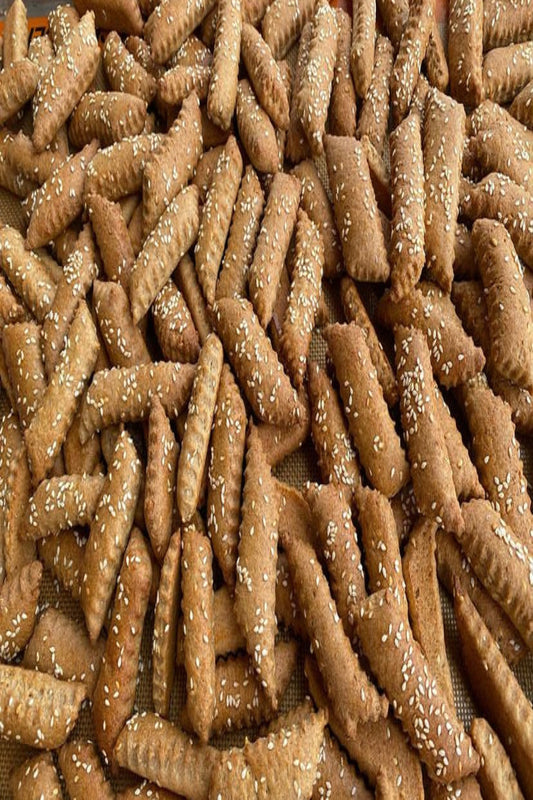 Falahy soft crackers - whole wheat flour القراقيش الفلاحي بدقيق القمح الكامل